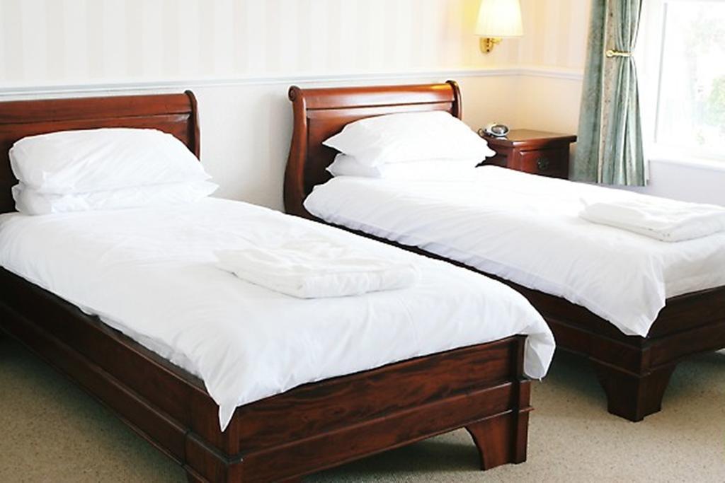 Cliff Head Hotel Carlyon Bay Room photo